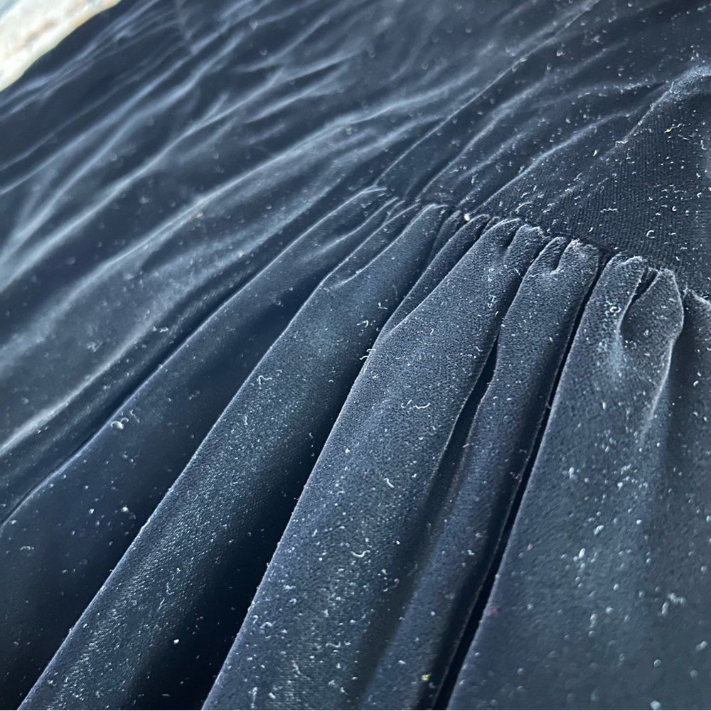 Vintage 1990s Scaasi Velvet Dress Size 10 - Picture 3 of 7